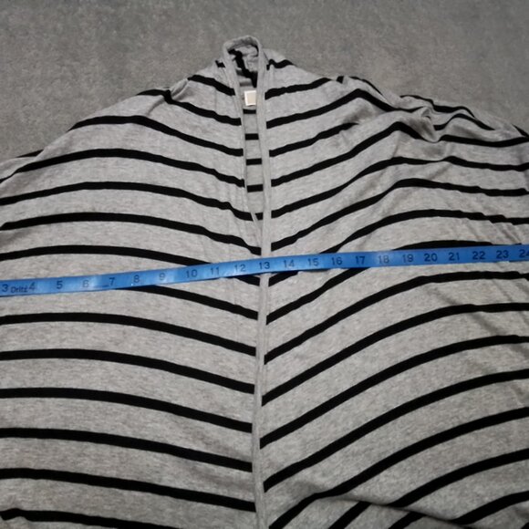 MICHAEL KORS SIZE M BLACK & GREY STRIPE CARDIGAN 3/4 SLEEVE - Picture 12 of 12